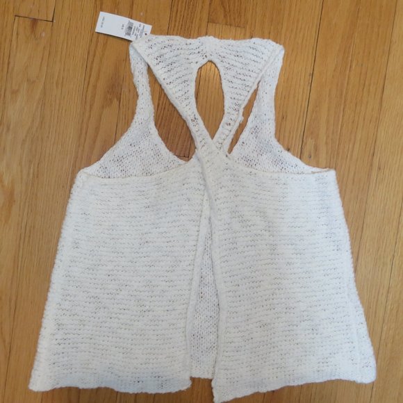 CLEARANCE NWT American Eagle Cream split open back sweater tank size S - Picture 9 of 9